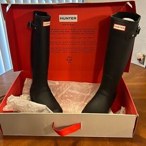 Hunter black Ladies boots.